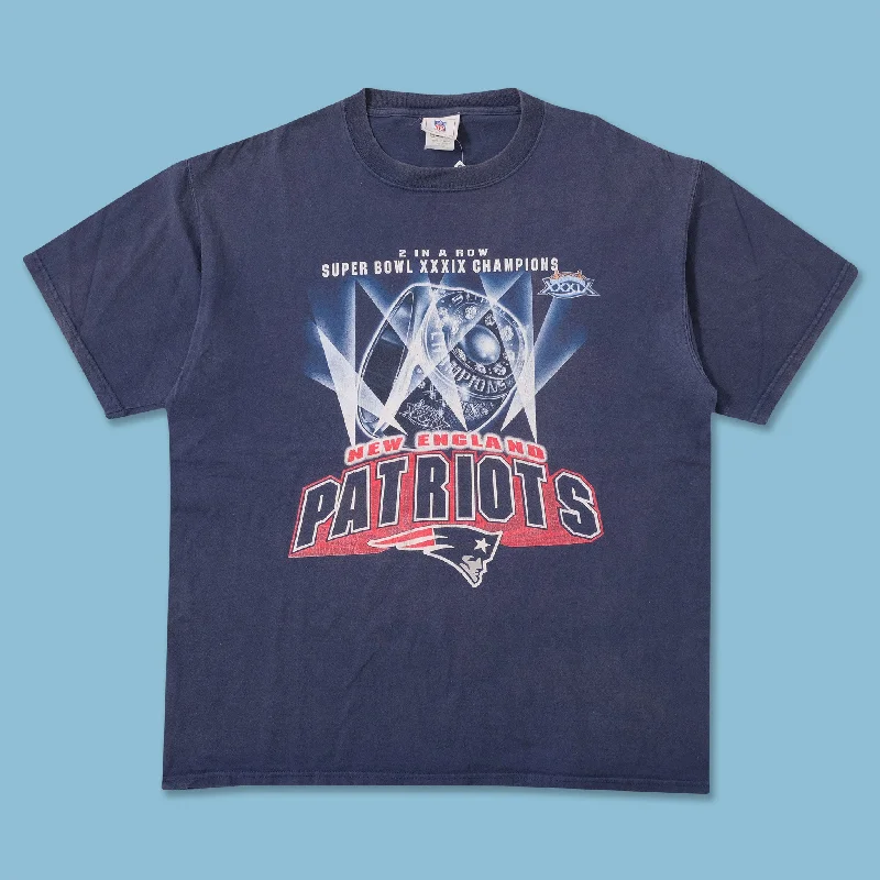 - Pregnant cat delivery room warming box2005 New England Patriots T-Shirt XLarge